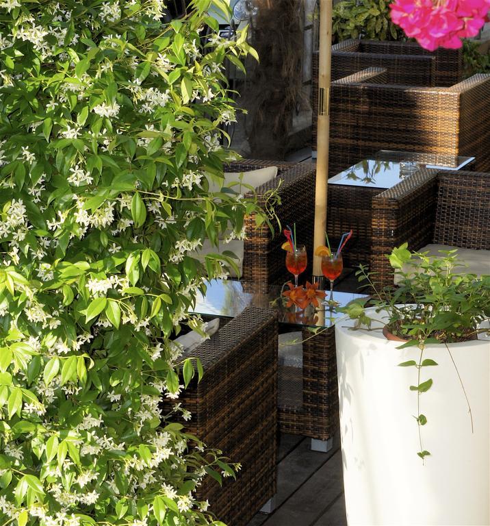 Hotel Loretta & Dependance Cervia Extérieur photo